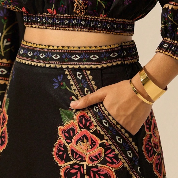 Boho Floral Print Stretchy Waist Pockets Midi Skirt - Picture 6 of 8